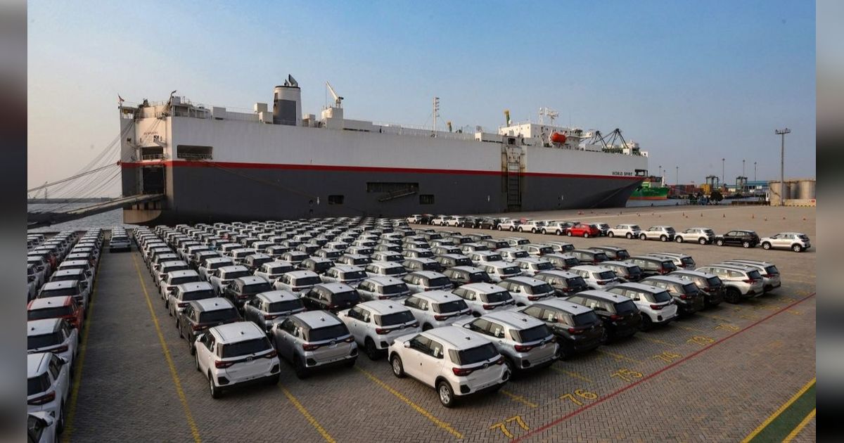 FOTO: Menperin Kejar Target Ekspor Mobil Indonesia 500.000 Unit di Tahun 2024