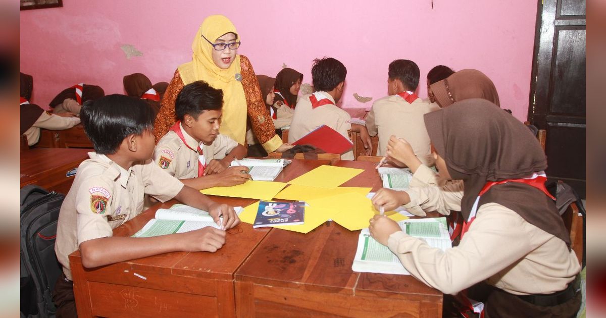 Fakta-Fakta Geger Buku Sastra Dianggap Bernarasi Cabul Masuk Kurikulum Sekolah