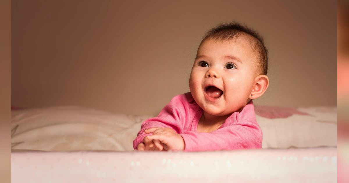 10 Rekomendasi Bedak Bayi untuk Orang Dewasa Terbaru 2024
