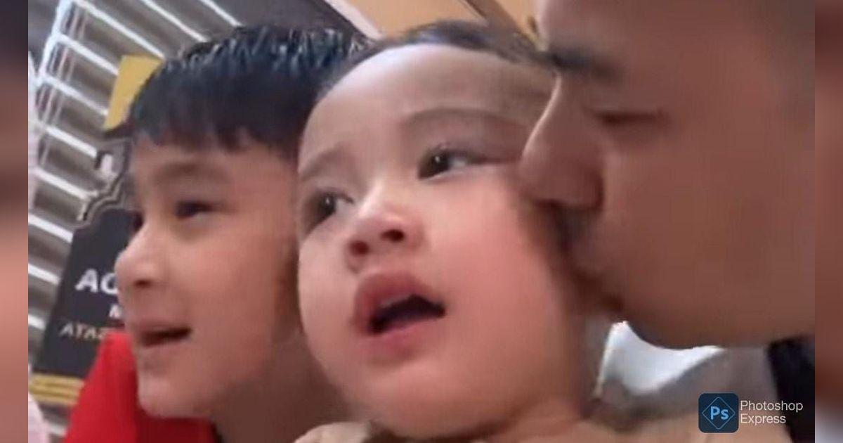 Momen Rayyanza Ngebet Ingin Melihat Ka'bah, Rafathar Malah Jahil Jilat Wajah Sang Adik