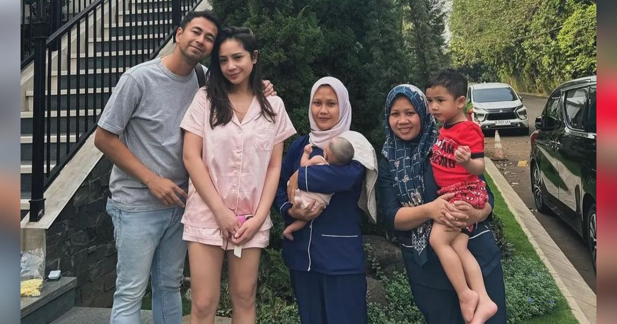 Pesona 10 Babysitter Anak Artis, Pengasuh Lily Putri Raffi-Nagita Masih Muda Banget