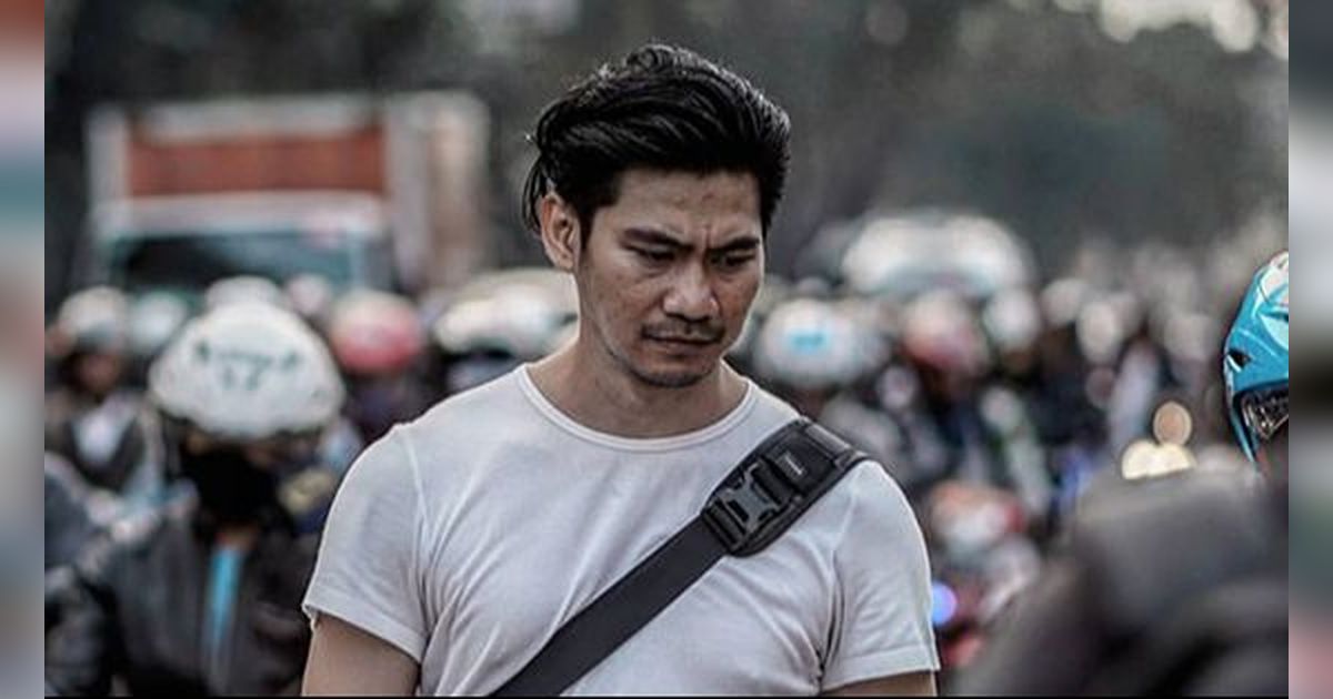 Potret Donny Alamsyah di Sengkolo Malam Satu Suro
