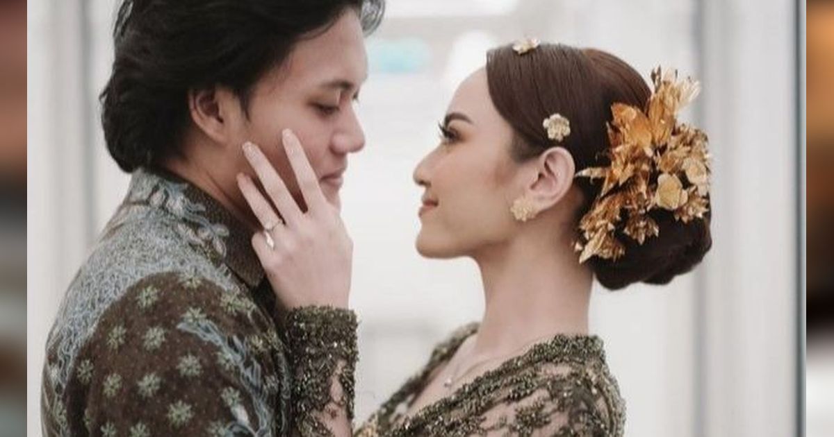 Beredar Video Rizky Febian dan Keluarga Hadiri Prosesi Adat Mepamit Mahalini Raharja Jelang Pernikahan