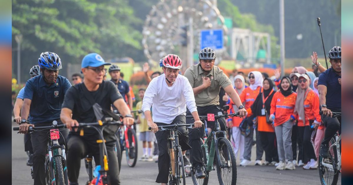Aktivitas Minggu Pagi, Jokowi Bersepeda di Kawasan CFD Sudirman-Thamrin