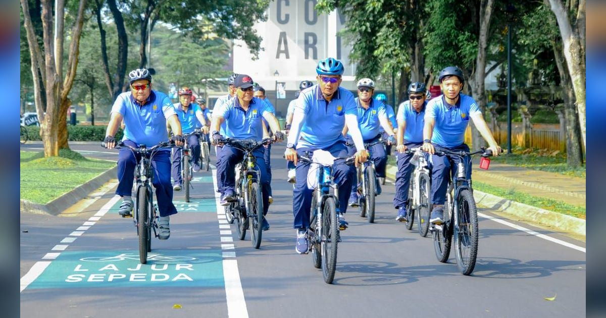 Jaga Kebugaran, Pangkoopsudnas Ajak Gowes Bareng Personel Makoopsudnas