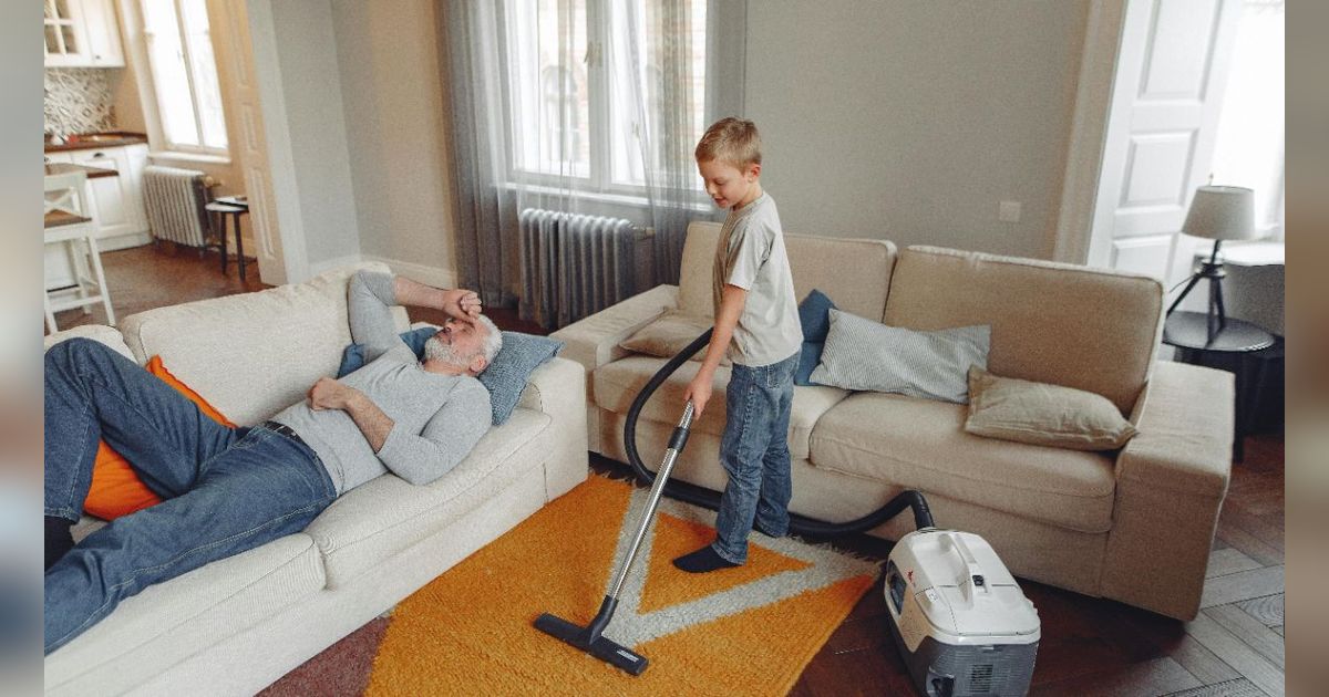 Suami 'Sok Sempurna' Selalu Kritik Istri dalam Urus Rumah, Kena Batunya Saat Ditinggal Sakit Seminggu, Tobat Setelah Tahu Beratnya Jadi IRT