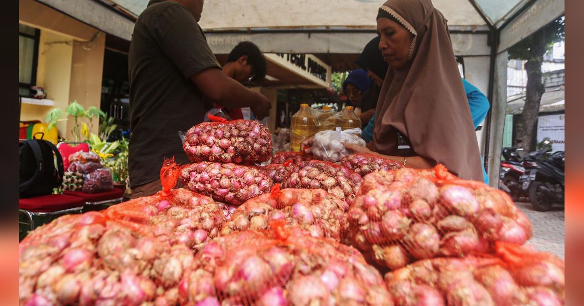 FOTO: Bawang Merah Masih Mahal, Gerakan Pasar Murah Gencar Dilakukan untuk Menekan Harga