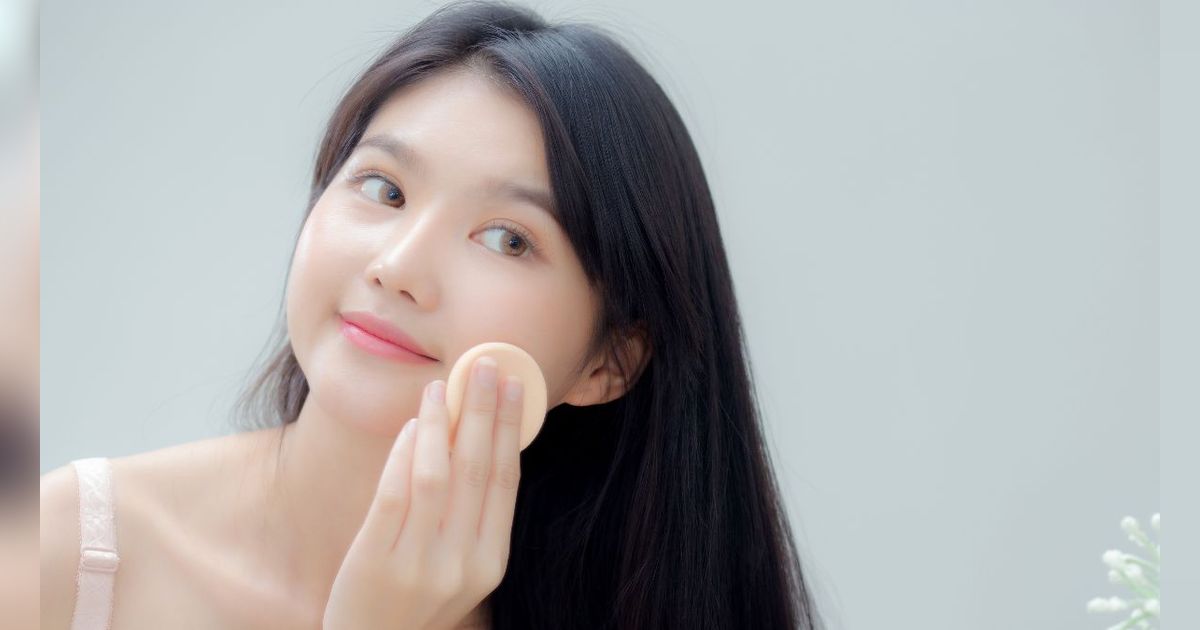 Step Pakai Bedak Tabur Biar Hasil Riasan Smooth, Tidak Cakey