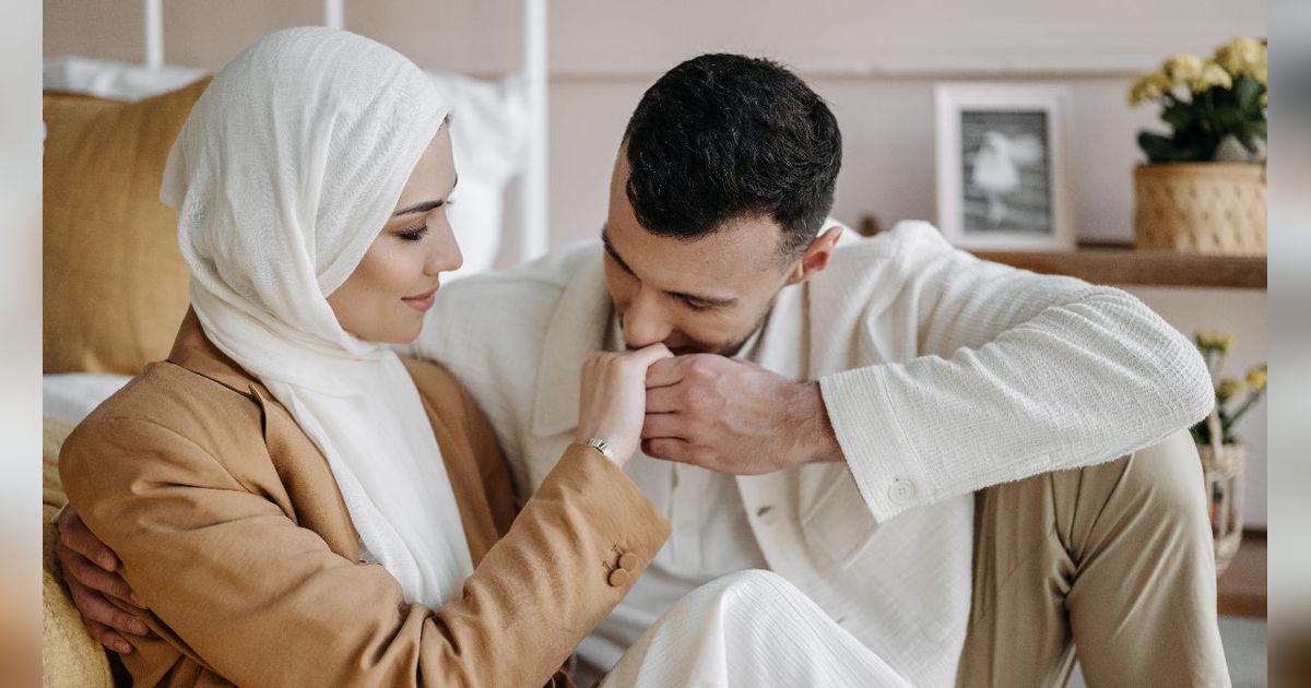 Hak, Kewajiban, serta Adab Suami-Istri dalam Rumah Tangga Islam Agar Tercapai Rumah Tangga Harmonis