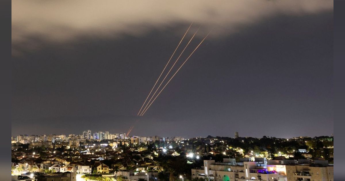 Video Warga Israel Diklaim Panik dan Lari Berhamburan karena Serangan Iran, Cek Faktanya