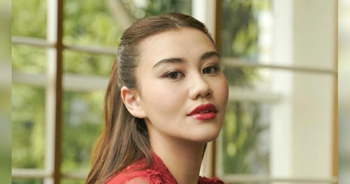 Aaliyah Massaid Dirias dengan Lipstik Merah, Warganet: Natural Tapi Mewah