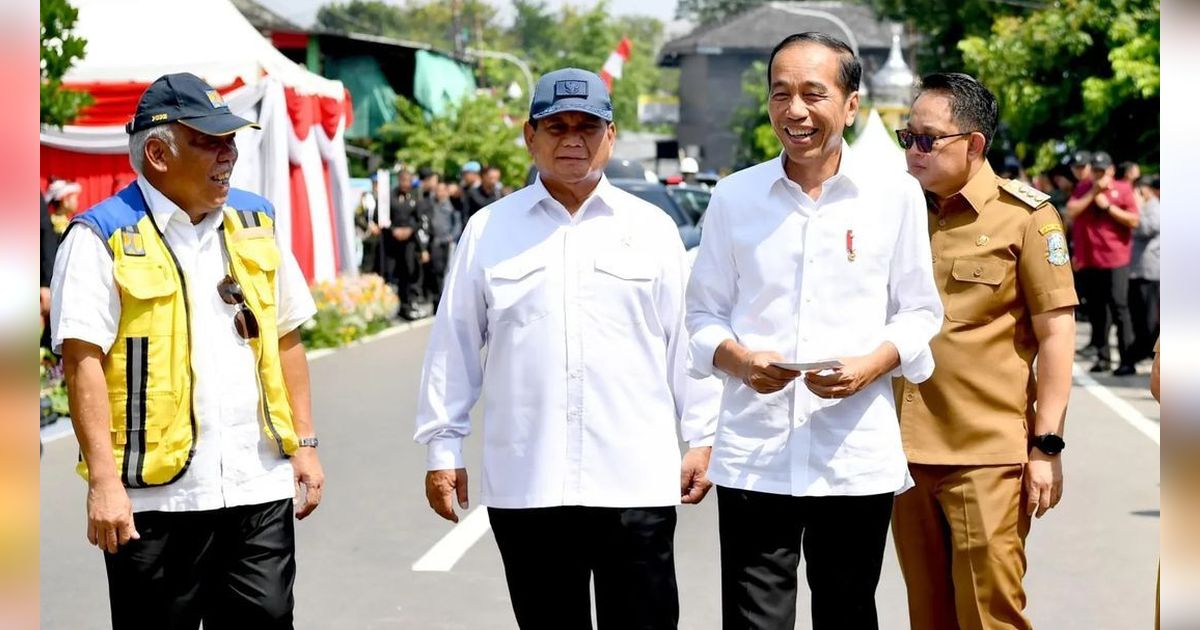 VIDEO: Jokowi Bisiki Presiden Terpilih Prabowo 