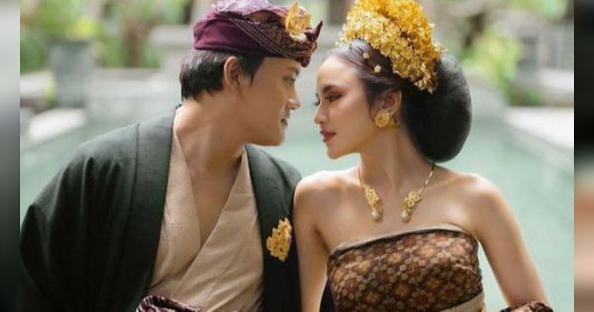 Segera Menikah, 8 Foto Prewedding Rizky Febian dan Mahalini Yang Pilih Konsep Adat Bali