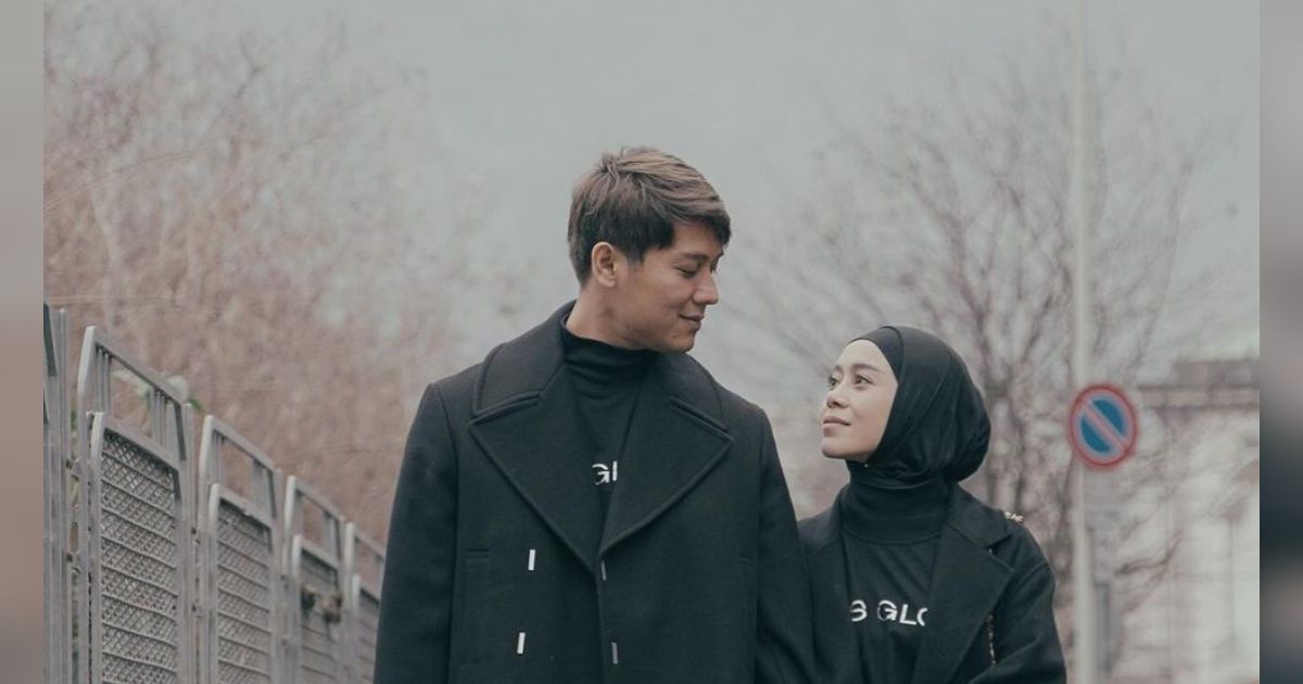 Pamer Foto Jadul Waktu SMA, Nama Akun Facebook Rizky Billar `Panjang Beud`