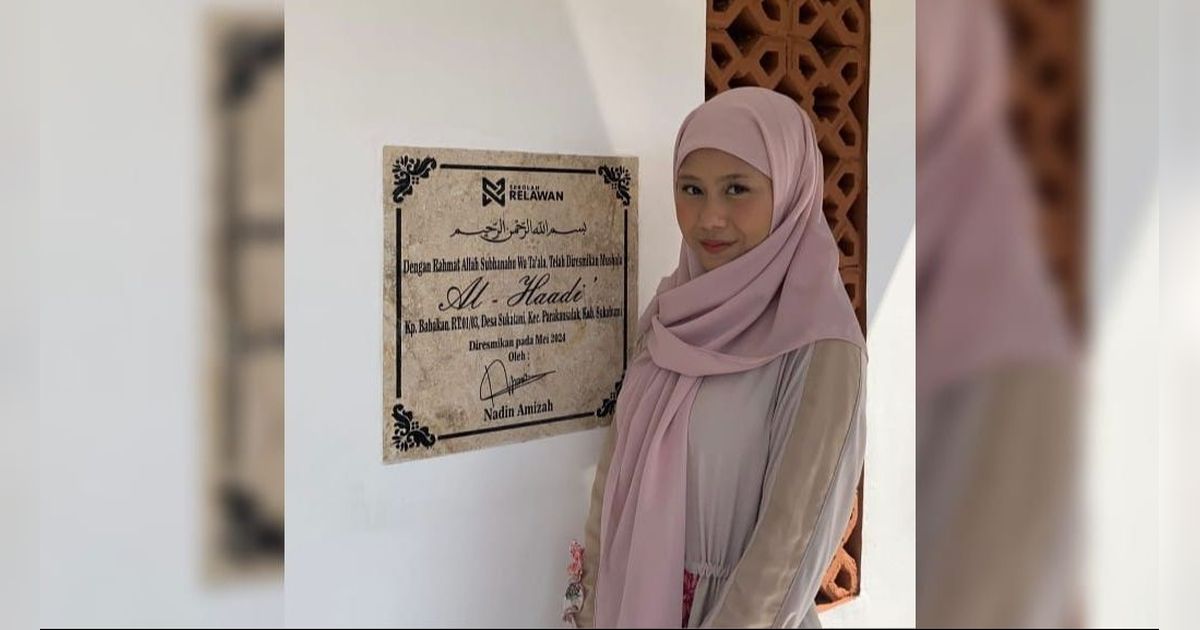 Potret Nadin Amizah Bangun Musala di Sukabumi, Tak Kuasa Menitikan Air Mata karena Salah Satu Mimpinya Terwujud