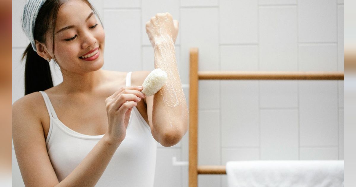 Cara Mengatasi Kulit Wajah Kering dan Pecah-Pecah Cuma Pakai Body Lotion Dicampur 1 Bahan Ini