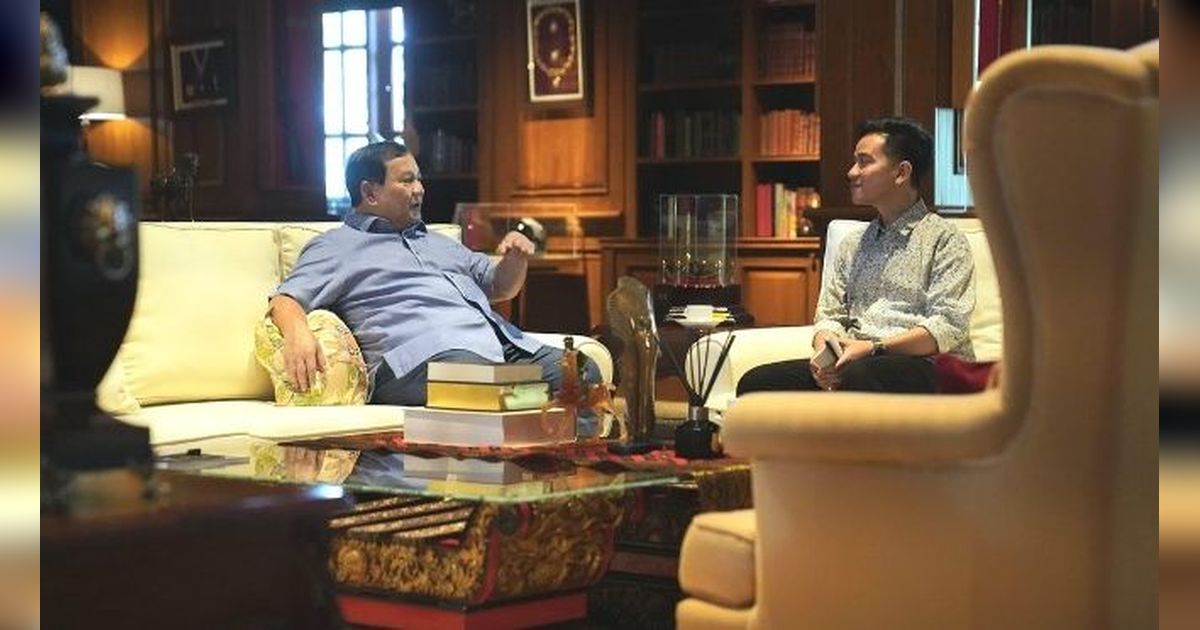 VIDEO: Mengintip Gaya Prabowo & Gibran Bicara Empat Mata, Santai Ditemani Kopi Hambalang