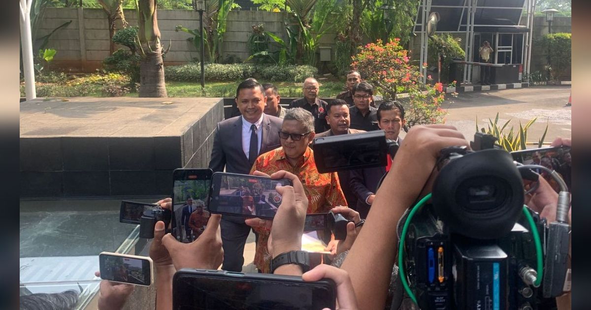 Sekjen PDIP Hasto Kristiyanto Tiba di Gedung KPK Bakal Dicecar soal Harun Masiku