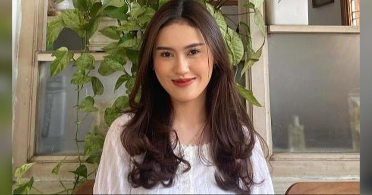 Masih Ingat Cerita Arya Wiguna VS Eyang Subur yang Viral 'Demi Tuhaaann'? Kisah di Baliknya Diungkap Putrinya Deriska Almira