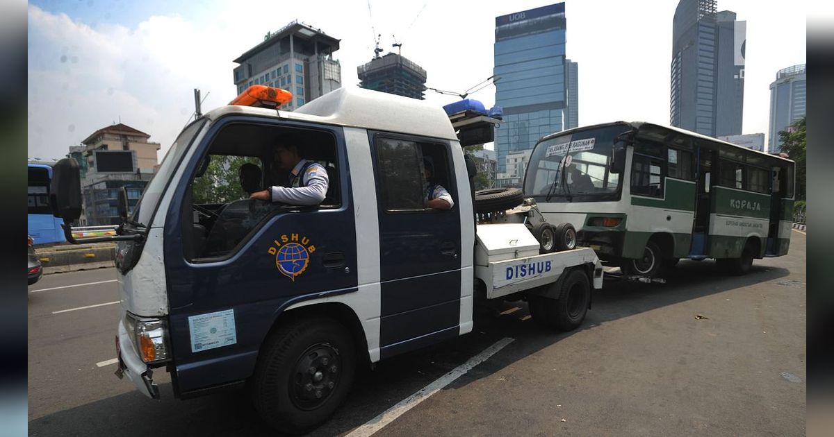 Sanksi Petugas Dishub DKI Pungli Sopir Pikap di Jakbar: Turun Pangkat hingga Potong Gaji