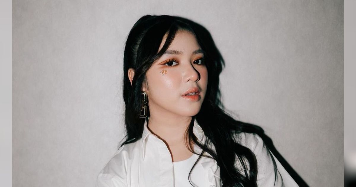 Masalah Mental Gen Z yang Juga Dialami Tiara Andini, Cemas dan Overthinking