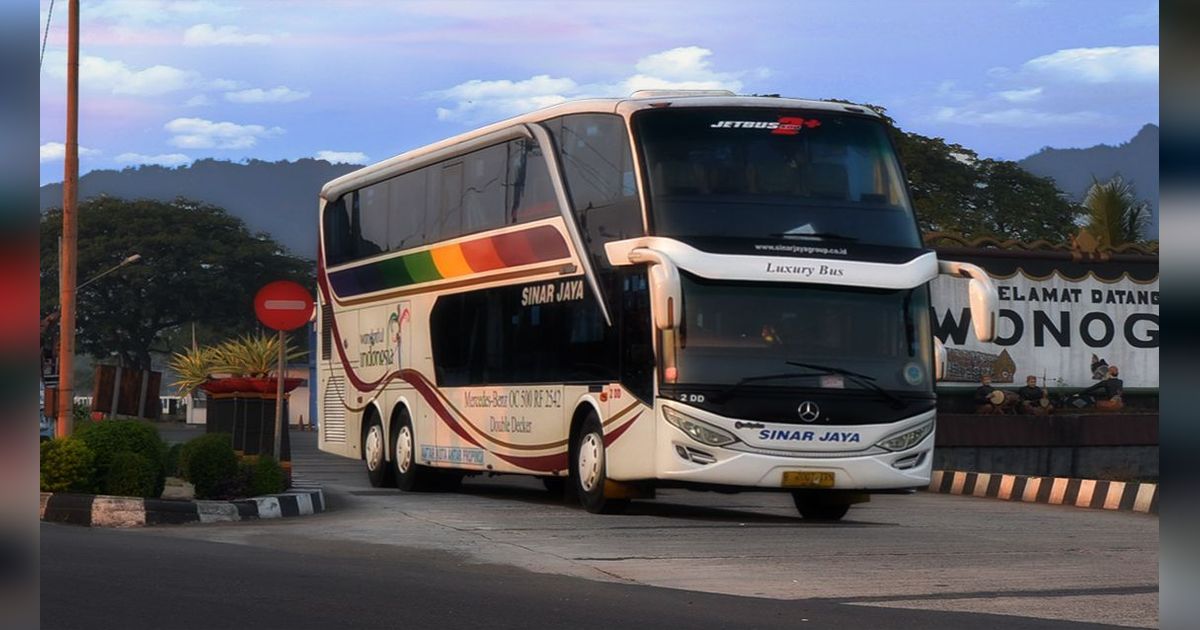 Sejarang panjang PO Sinar Jaya dikenal sebagai pionir bus Suit Class pertama di Indonesia.