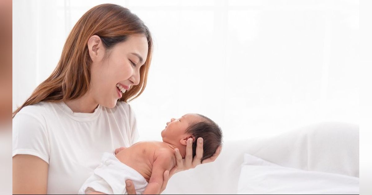 Bayi Baru Lahir Tak Perlu Mandi Setiap Hari, Ini Alasannya