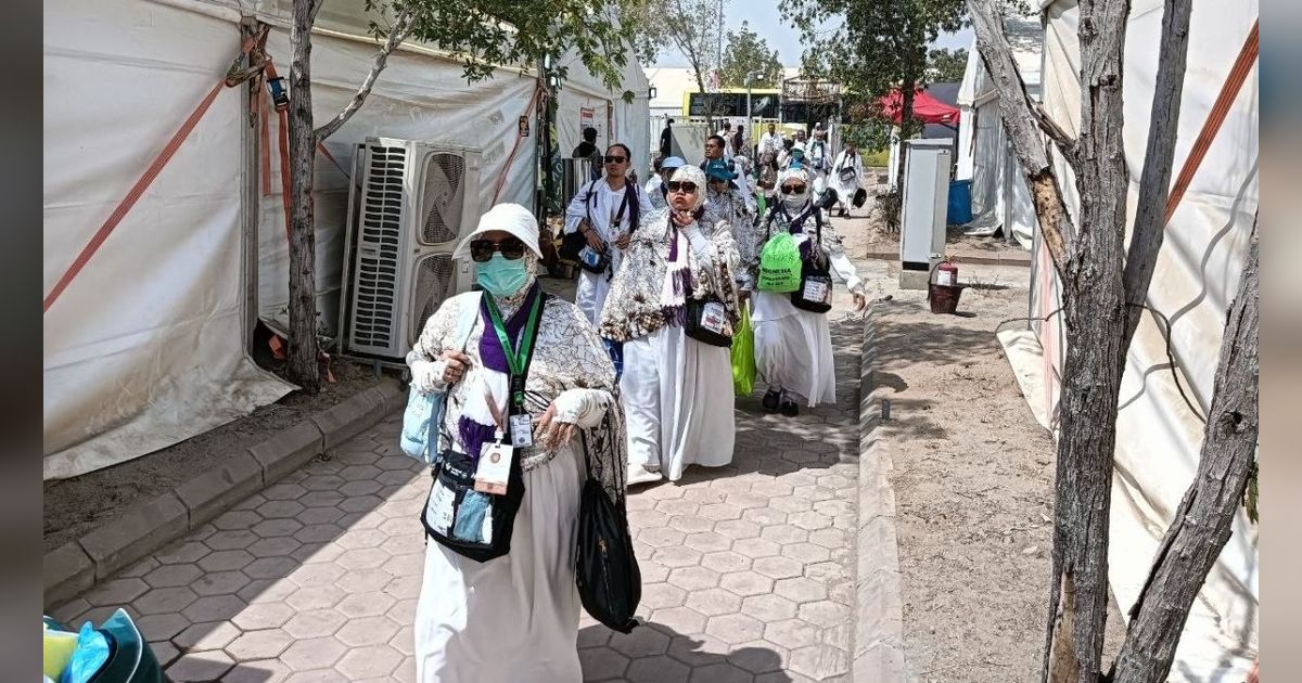 Puncak Haji, Jemaah Indonesia Bergerak ke Arafah untuk Wukuf