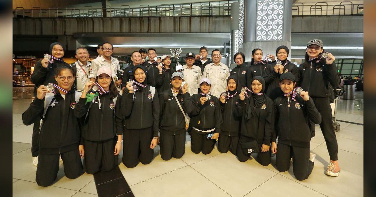 FOTO: Jadi Runner Up Princess Cup 2024, Timnas Voli Putri Indonesia U-18 Dapat Sambutan Hangat