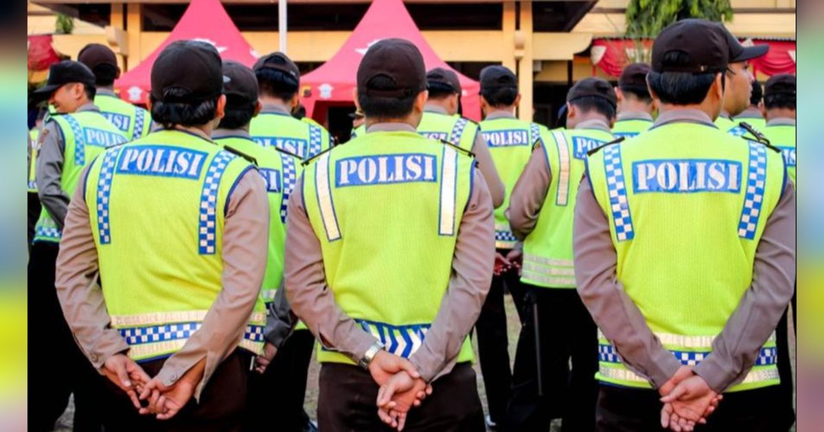 Polri Minta Rp160 Triliun, DPR Skak Jenderal: Anggota Polsek Masih Hidup Susah