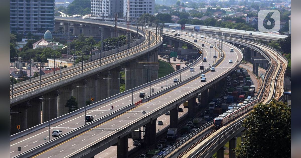 Viral Pemotor Tak Pakai Helm Lawan Arah Melaju Kencang di Jalan Layang MBZ, Ini Penjelasan Polisi