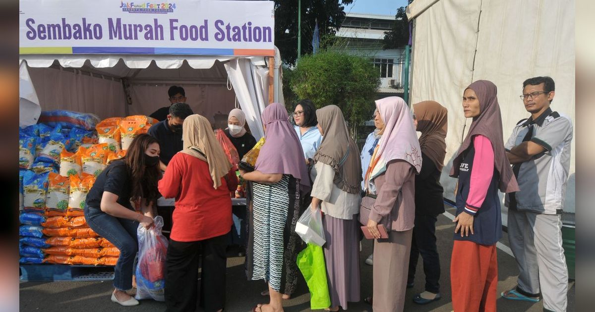 FOTO: Jaga Stabilitas Harga Bahan Pokok, Jakarta Food Festival 2024 Resmi Dibuka dan Langsung Diserbu Antrean Warga