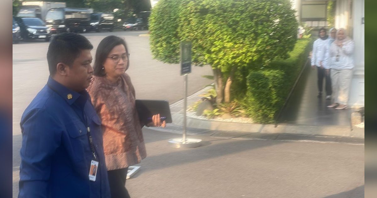 Kurs Rupiah Anjlok, Jokowi Panggil Sri Mulyani hingga Gubernur BI ke Istana