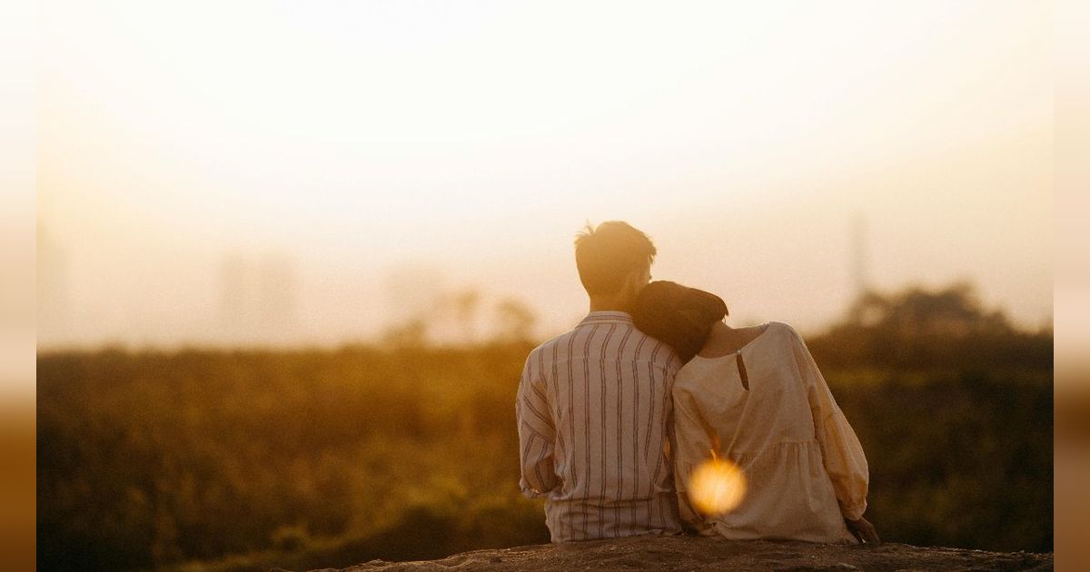 50 Kata-Kata Romantis Singkat tapi Bermakna untuk Calon Suami, Penuh Cinta dan Bikin Hubungan Makin Kuat