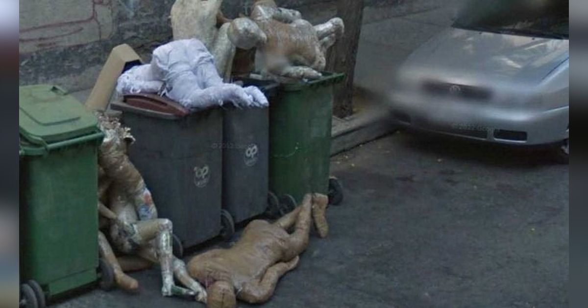 10 Penampakan Misterius di Google Street View yang Bikin Merinding