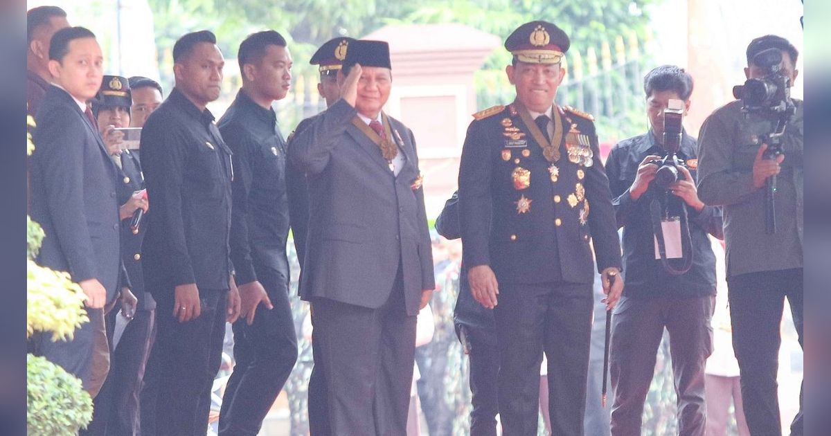 Karpet Merah untuk Prabowo Terima Kehormatan Bintang Bhayangkara di Mabes Polri