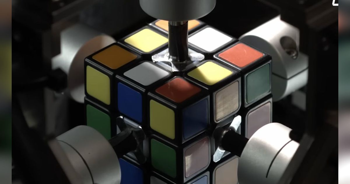 Robot AI Ini Selesaikan Rubik dalam Satu Kedipan Mata