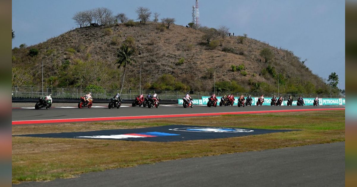 Event MotoGP Mandalika Butuh 13 Izin Jokowi: Lemas Saya