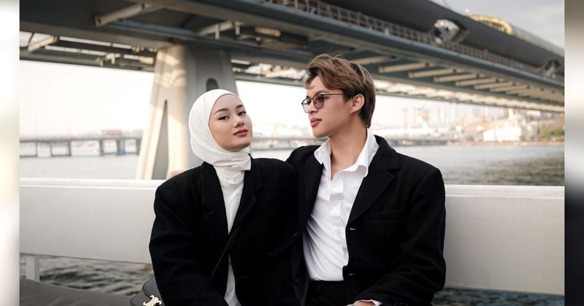 So Sweet! Momen Romantis Dinda Hauw dan Rey Mbayang Rayakan Ultah Anak ke 3 Tahun