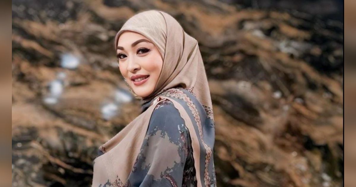 Angelina Sondakh Beri Pesan Haru untuk Aaliyah Massaid Usai Dilamar Thariq Halilintar