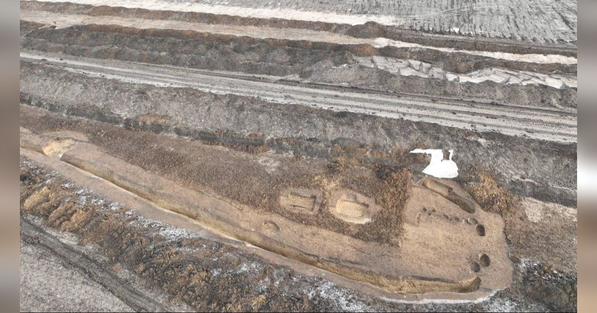 Sedang Bangun Jalan, Arkeolog Temukan Kuburan Prasejarah Terpanjang di Eropa Berusia 5.300 Tahun
