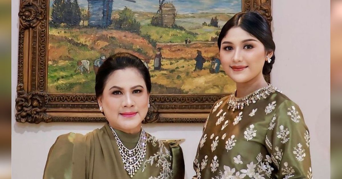 Tampil Beda dengan Makeup Mata yang Tegas, Lihat Potret Elegan Iriana Jokowi