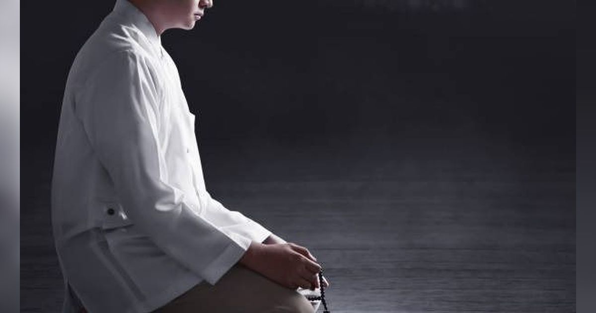 Wirid agar Doa Cepat Dikabulkan, Amalan Mustajab Usai Sholat Hajat
