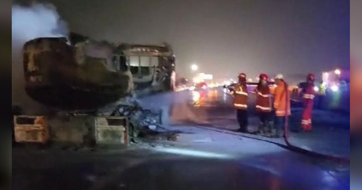 Pertamina: Distribusi BBM ke Jawa Timur Tak Terganggu Akibat Truk Tangki Terbakar di Tol Ngawi