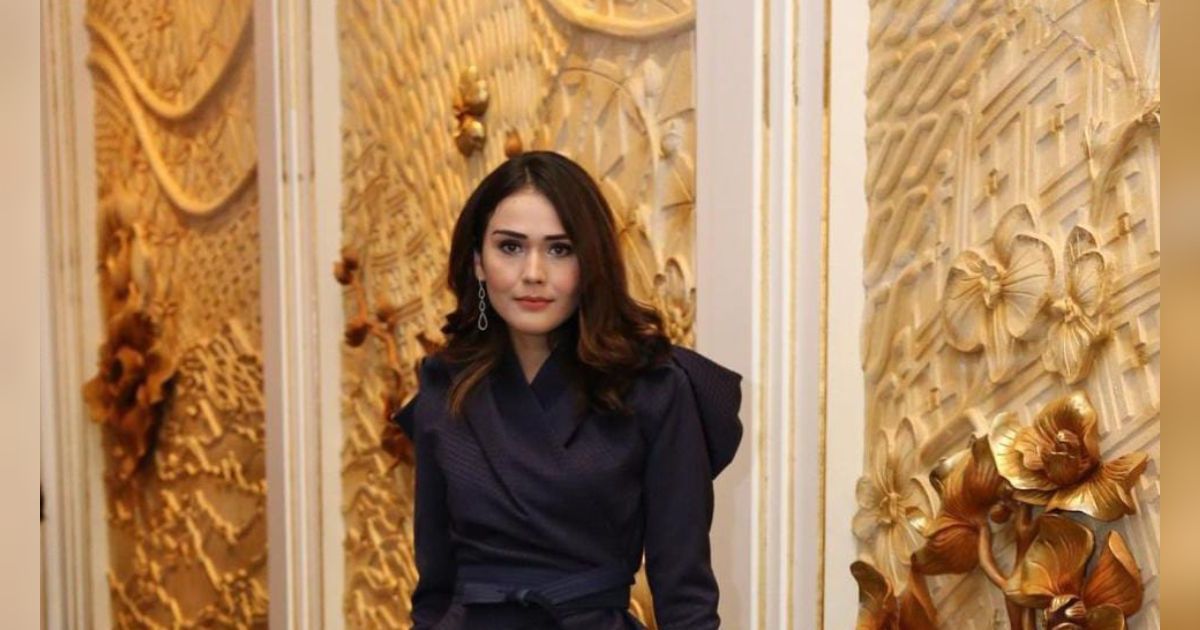 Kabar Terbaru Senk Lotta, Model Uzbekistan Mantan Istri Fauzi Baadila yang Makin Cantik
