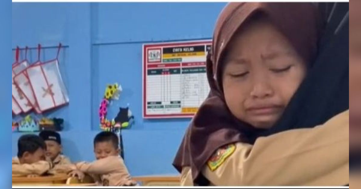 Momen Perpisahan Guru SD dan Murid-Muridnya Ini Viral, Curi Perhatian