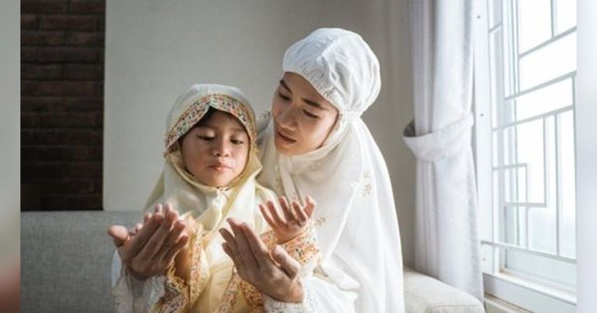Doa agar Anak Berbakti kepada Orang Tua, Ini Tips Parenting yang Perlu Diterapkan