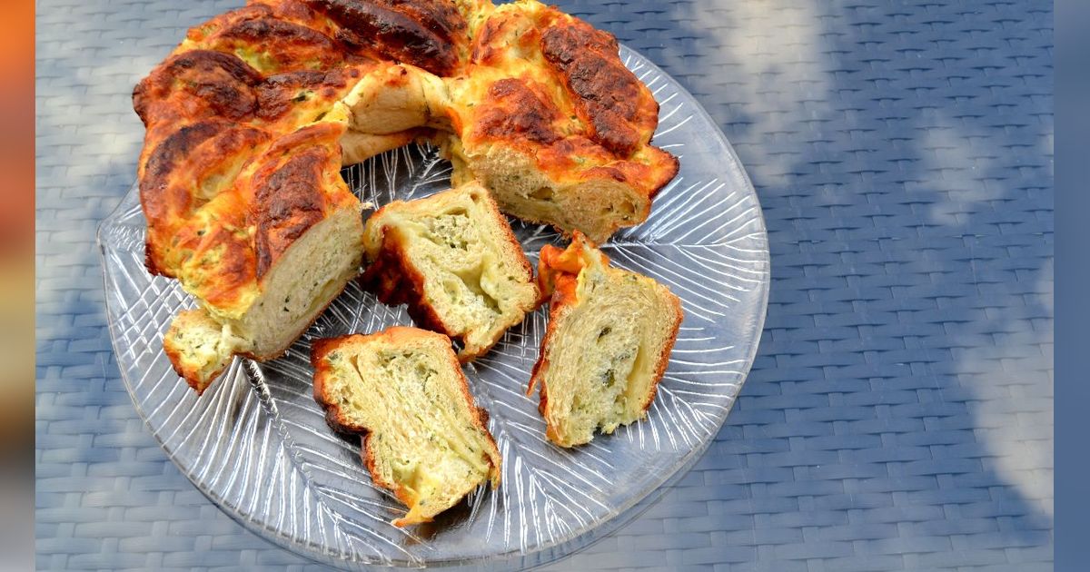 Jangan Buang Roti Tawar yang Nyaris Berjamur, Olah Saja Jadi Strata Cake