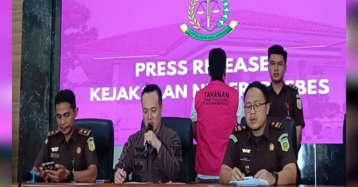 Miris, Kades di Brebes Tiga Tahun Korupsi Dana Desa Buat Main Slot hingga Judi ke Singapura