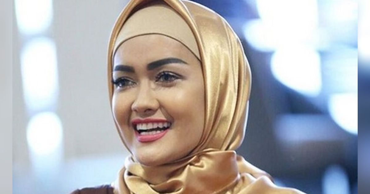 7 Tahun Terbengkalai, Potret Rumah Mewah Julia Perez di Tengah Perbukitan, Penampakannya Bikin Merinding